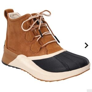 Sorel Women's Out N' About III Classic Waterproof Boots NWOT 7.5